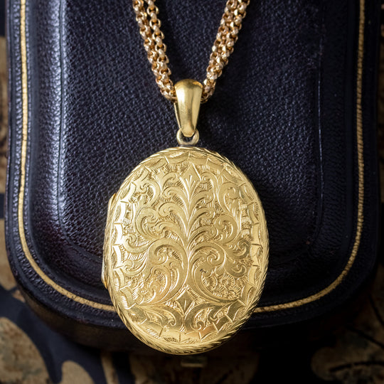 Antique Victorian Locket And Guard Chain Pinchbeck Gold Gilt