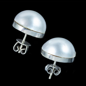 Vintage-Mabe-Pearl-Stud-Earrings-