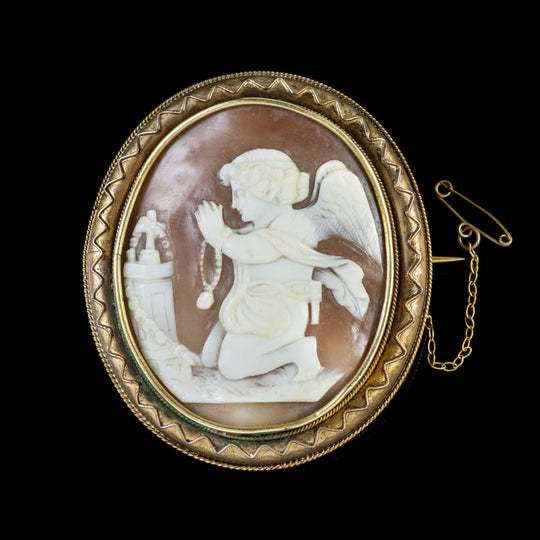 Antique Victorian Cameo Brooch Praying Angel Circa 1860