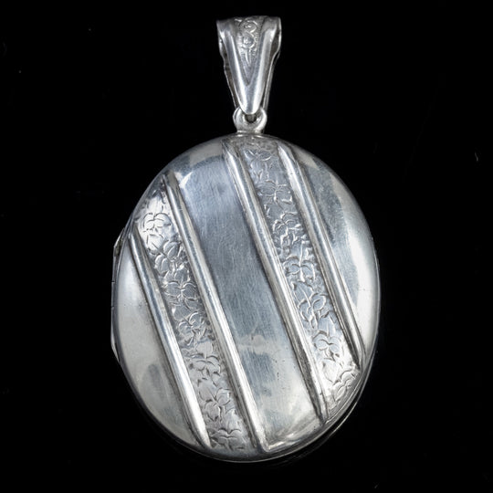 Vintage Ivy Locket Sterling Silver Circa 1980