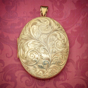 VINTAGE ENGRAVED LOCKET 18CT GOLD ON SILVER DATED 1977 SILVER JUBILEE