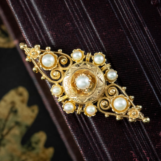 Vintage Pearl Bar Brooch 14ct Gold